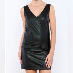 Faux Leather Mini Dress Black V-Neck Sleeveless 70' Mod Style Size Medium